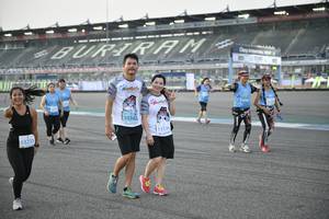 BIB: 10342, 13536, 13235, 
                            <button type="button" onclick="openModal(10716142)" class="btn btn-primary btn-sm float-right btn-popup" data-toggle="modal" data-target=".modal-high-quality">
                        <i class="fas fa-shopping-cart"></i> Add to Cart
                    </button>
                                            <button type="button" onclick="isThisMe(10716142, true)" class="btn btn-success btn-sm float-right btn-popup btn-isme hidden" data-toggle="tooltip" data-placement="bottom" title="นี่คือรูปของคุณใช่ไหม คลิกที่นี่เพื่อเอาเข้าอัลบั้ม">
                        <i class="fas fa-plus"></i> Add to album
                    </button>
                    <button type="button" onclick="isThisMe(10716142, false)" class="btn btn-warning btn-sm float-right btn-popup btn-isnotme hidden">
                        <i class="fas fa-ban"></i> Remove from album
                    </button>